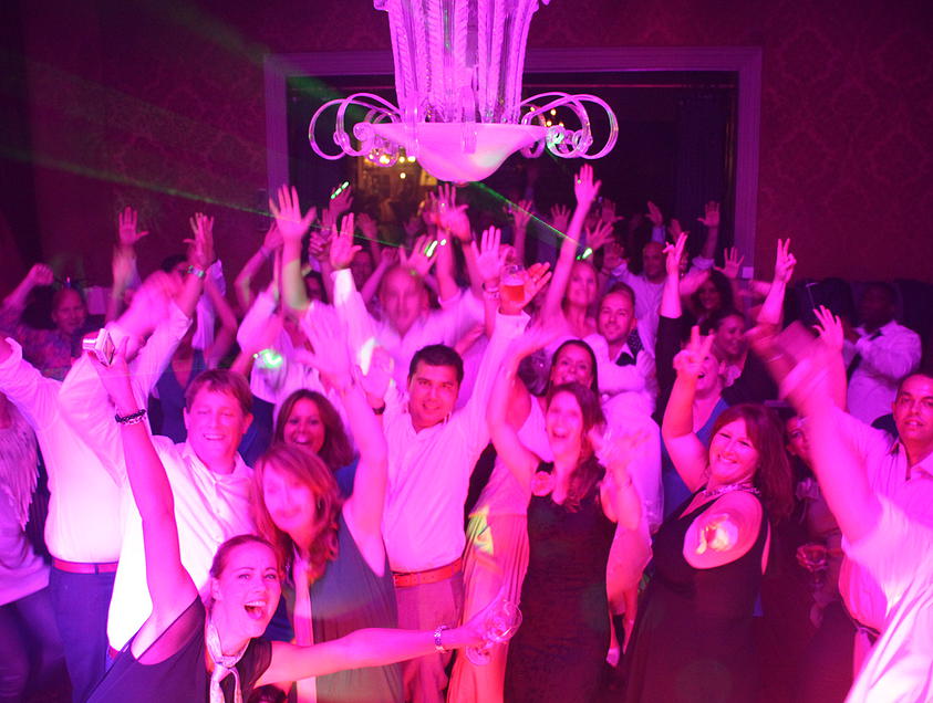 trouwfeest dj huwelijksfeest