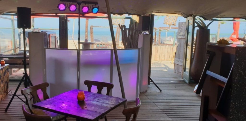 Dj show basic verlicht e1555179247168