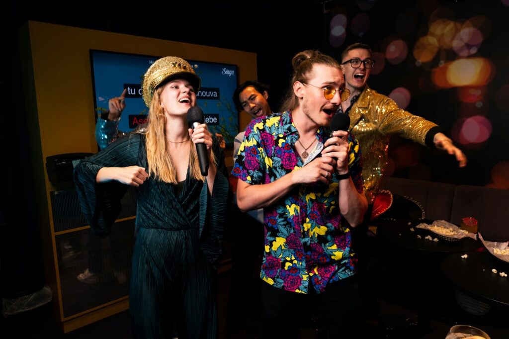 Themafeest ideeën en voorbeelden – 43 thema’s 1 Karaoke avond | allround dj service