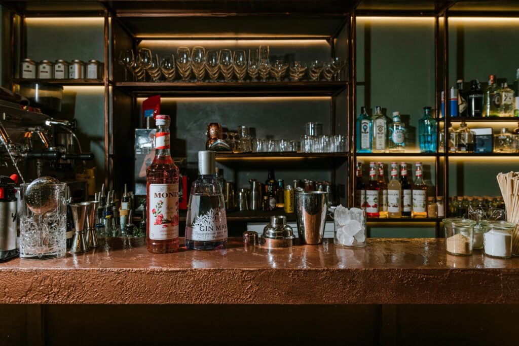 Gin bar op een bruiloft | allround dj service