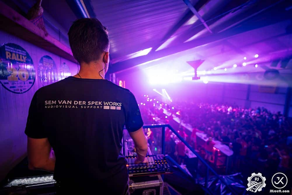 Op- en afbouw | allround dj service